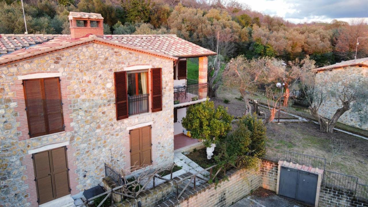 A Casa Di Claudia Saturnia Exterior foto